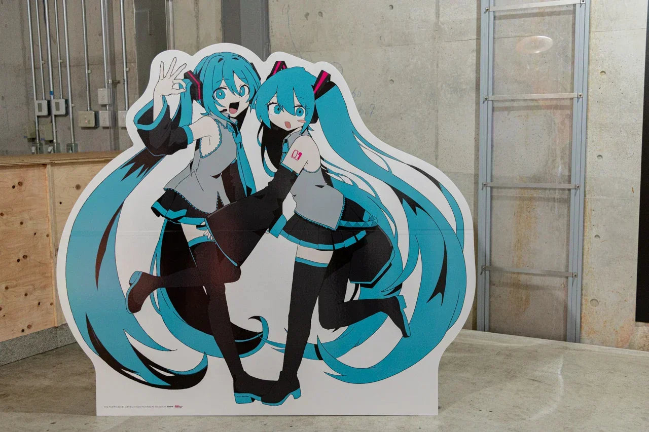 "Project Circles - Resonance with Miku and Friends" Sees Creators' Passion for Virtual Singers Go Beyond the Bounds of Science! Photo Report
