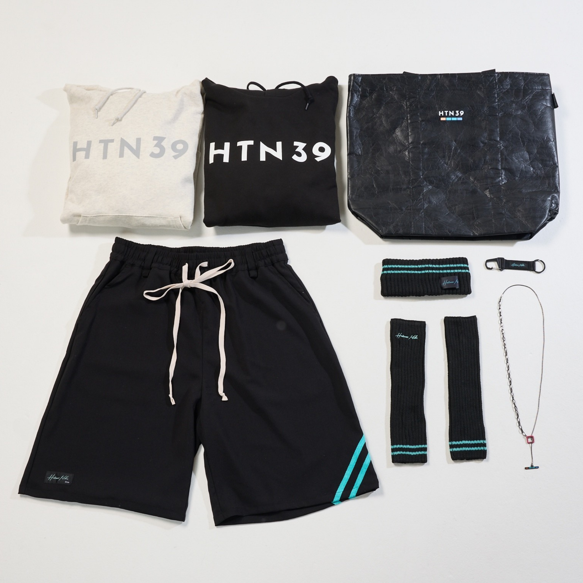 (Goods - Outerwear) Hatsune Miku Hoodie "HTN39"