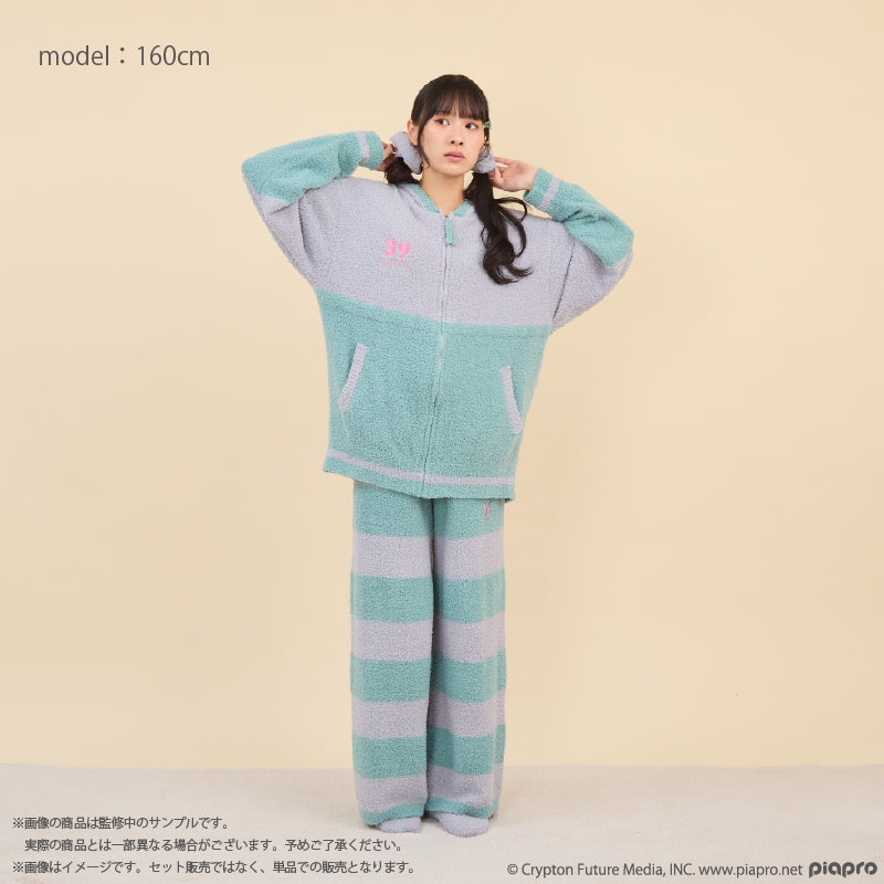 (Goods - Outerwear) HATSUNE MIKU Loungewear Hoodie (Unisex)