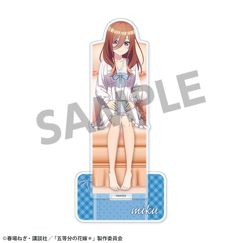(Goods - Acrylic Stand) The Quintessential Quintuplets* Exclusive Art Acrylic Stand Miku Nakano Nightwear ver.