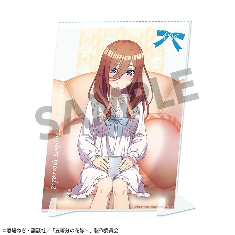 (Goods - Ornament) The Quintessential Quintuplets* Exclusive Art Visual Acrylic Plate Miku Nakano Nightwear ver.