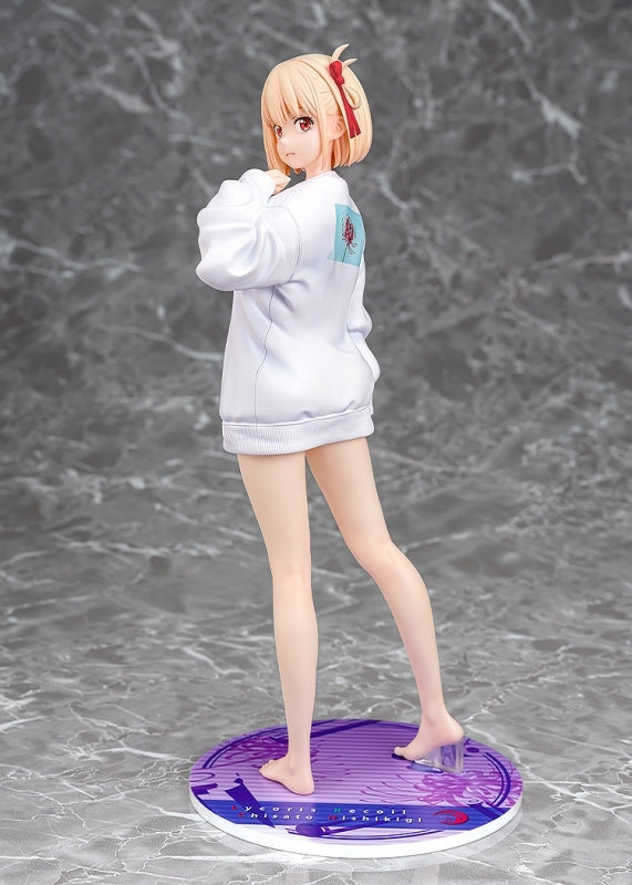 (Bishojo Figure) Lycoris Recoil Chisato Nishikigi: Oversized Sweatshirt Ver. 1/7 Complete Figure