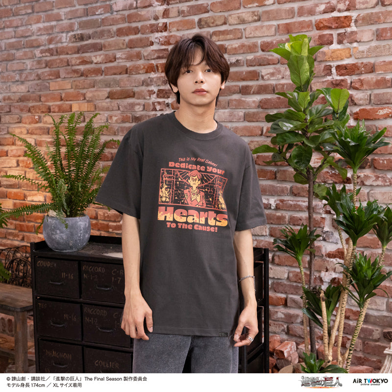 (Goods - Shirt) TV Anime Attack on Titan Scene Art Shirt 3 (Real Salute)