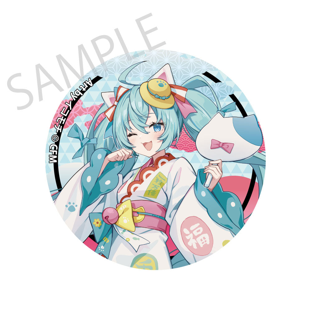 [※Blind](Goods - Badge) Hatsune Miku x Lucky Cat x Midsummer Kumagaya Glimmering Tradable Tin Badges Art by Icomochi - 7 Types [1 Piece]