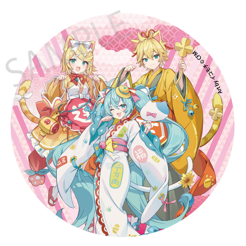 (Goods - Badge) Hatsune Miku x Lucky Cat x Midsummer Kumagaya Mega Tin Badge Stand Hatsune Miku White Cat / Kagamine Rin & Len Art by Icomochi