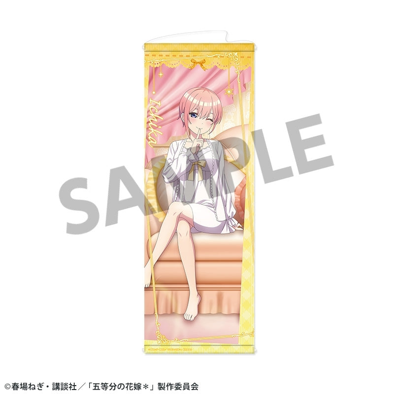 (Goods - Tapestry) The Quintessential Quintuplets＊ Exclusive Art Slim Tapestry Ichika Nakano Nightwear ver.
