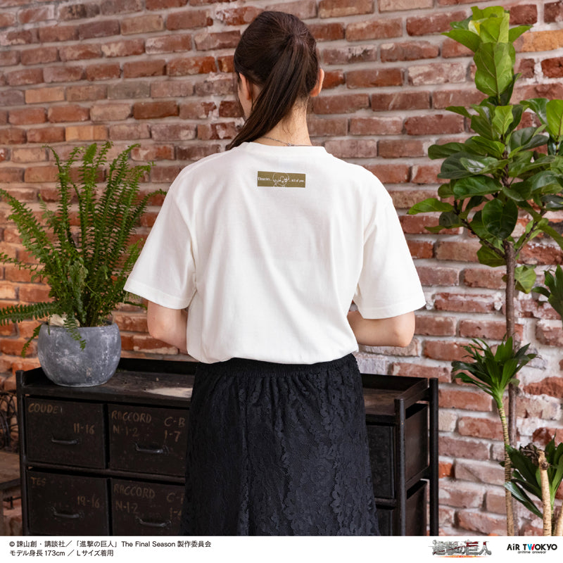 (Goods - Shirt) TV Anime Attack on Titan Scene Art Shirt 4 (I'm your queen!)