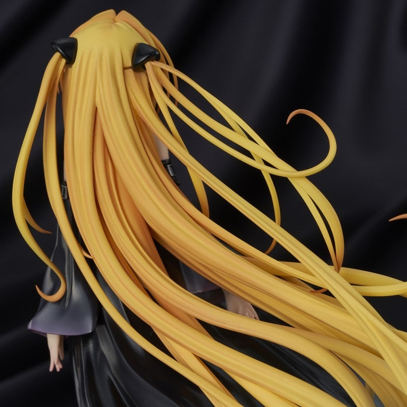 (Bishojo Figure) To Love-Ru Darkness Golden Darkness Black Trance ver. Complete Figure