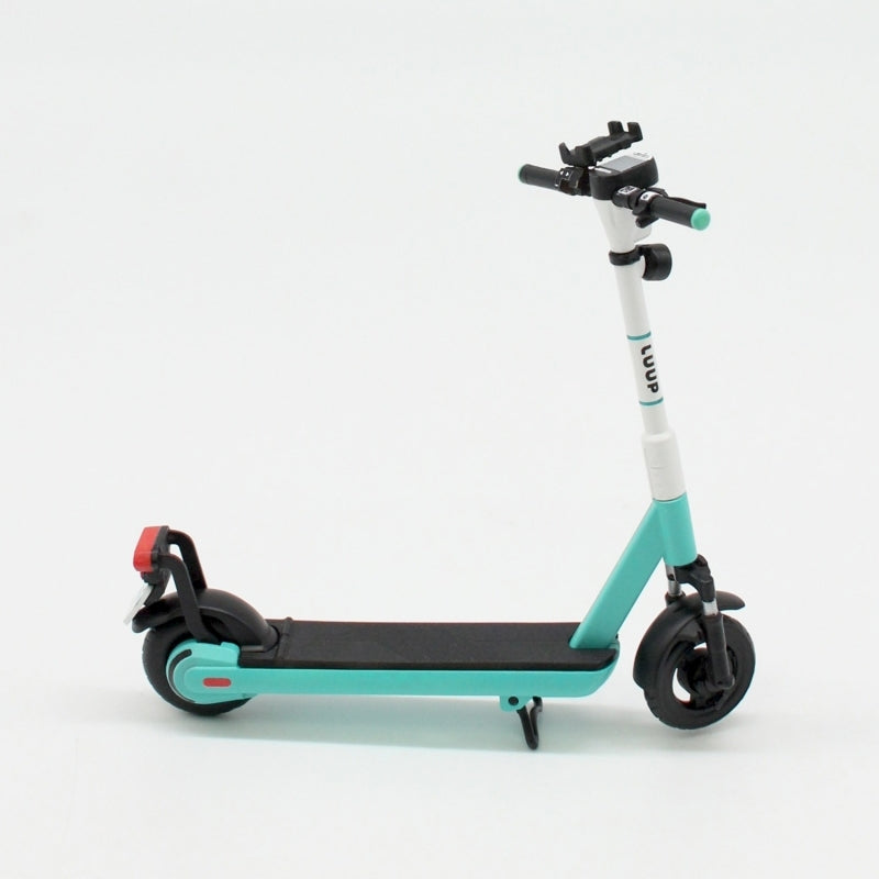 (Figure) LUUP Electric Scooter 1/12