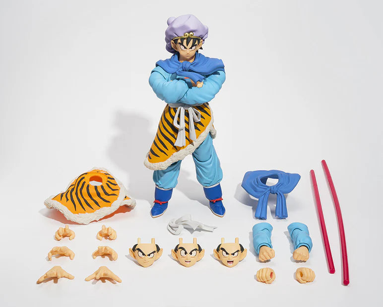 (Book - Other) DRAGON BALL S.H.Figuarts Collection w/"Son Goku Adventure Beyond" Figure Set
