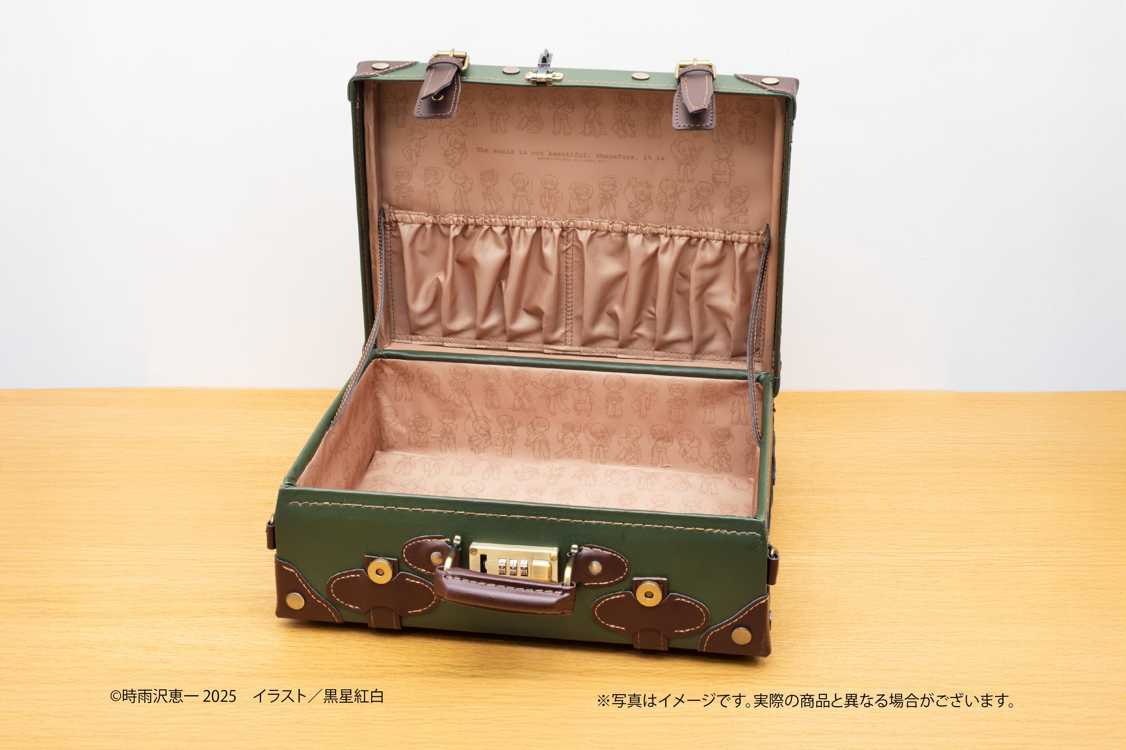 (Goods - Ornament) Kino's Journey -the Beautiful World- 25th Anniversary Mini Trunk 2WAY MINI TRUNK CLASSIC Type