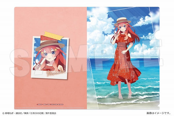 (Goods - Clear File) The Quintessential Quintuplets Movie A4 Clear File Beach Date Ver. 05 Itsuki Nakano