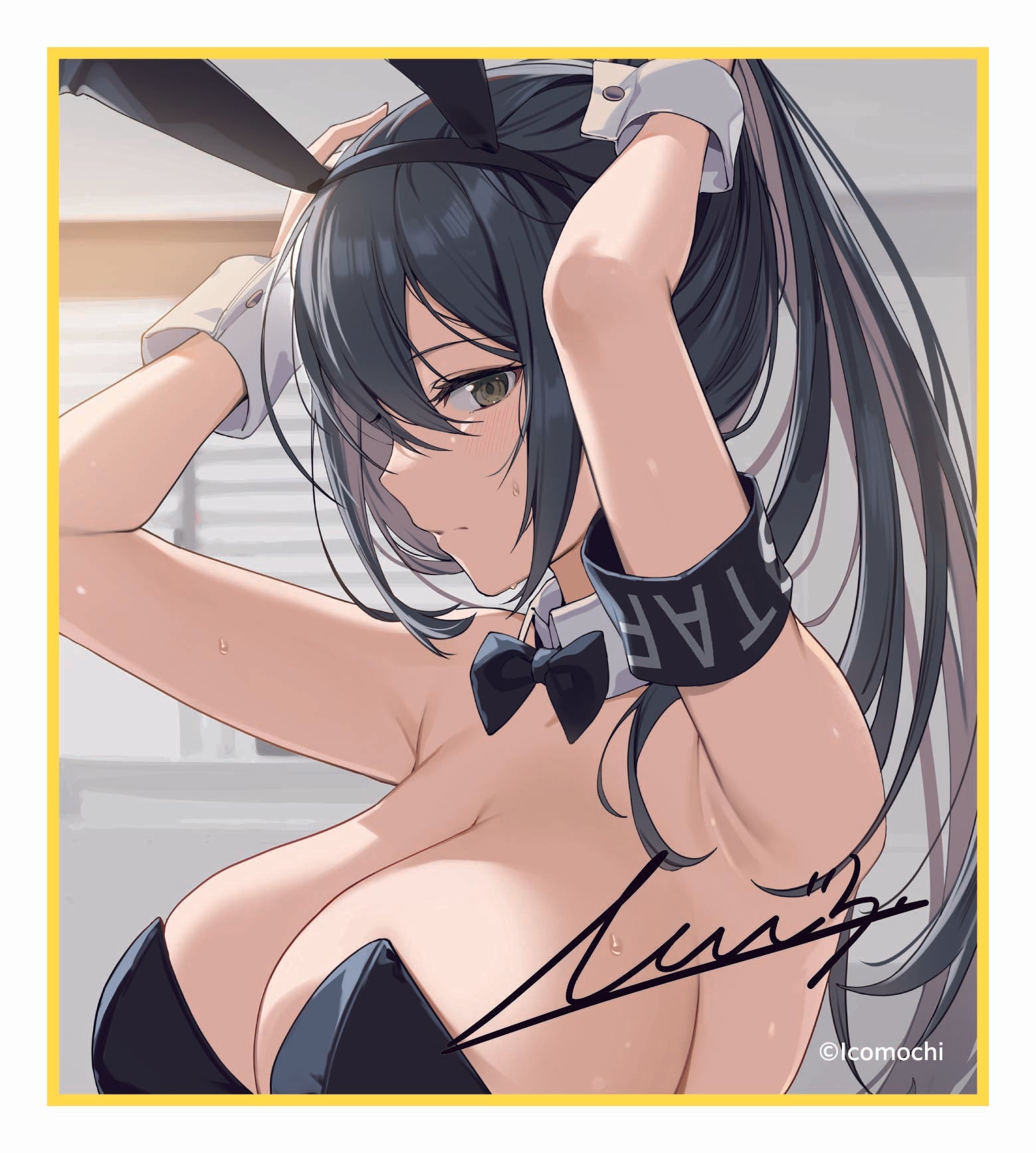 (1BOX=5)(Goods -Art Board) Hot Sweet ASMR With Kuudere Bunny Girls: You May Be A Customer, But You're Special - Aoi-chan & Natsume-sempai Trading Mini Art Board w/ Printed Autograph [Icomochi Pop Up Merch at animate]