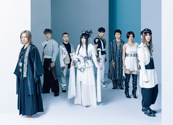 (Maxi Single) REACT by Wagakki Band [First Run Exclusive Live Documentary Book Edition] Animate International